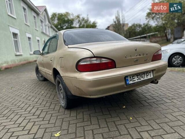Киа Кларус 1997 в Николаеве на Automoto.ua Бежевый Киа Кларус, объемом двигателя 2 л и пробегом 300 тыс. км за 1500 $, фото 3 на Automoto.ua