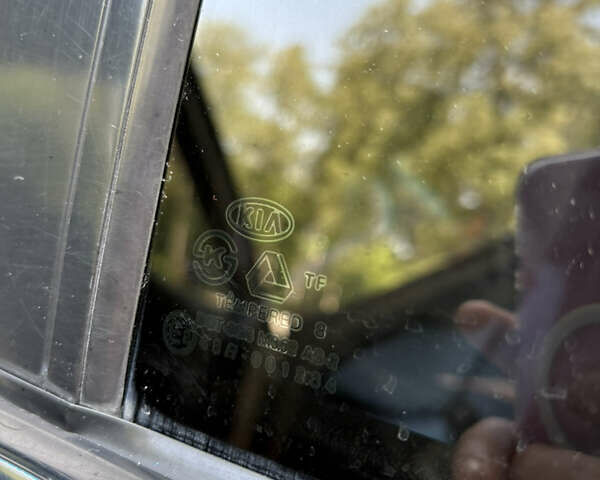 Бежевий Кіа Кларус, об'ємом двигуна 2 л та пробігом 239 тис. км за 2550 $, фото 45 на Automoto.ua