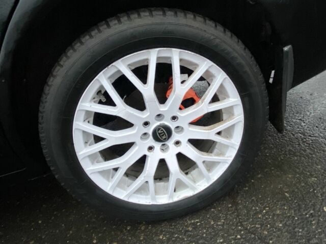 Чорний Кіа Кларус, об'ємом двигуна 2 л та пробігом 300 тис. км за 1600 $, фото 6 на Automoto.ua