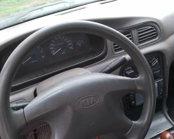 Сірий Кіа Кларус, об'ємом двигуна 2 л та пробігом 480 тис. км за 1300 $, фото 6 на Automoto.ua