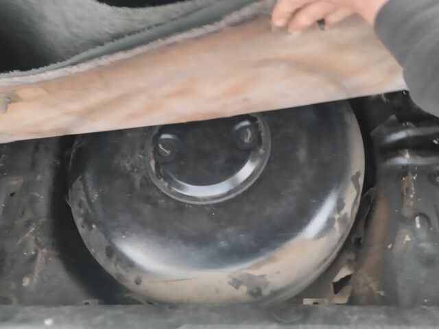 Серый Киа Кларус, объемом двигателя 2 л и пробегом 250 тыс. км за 1600 $, фото 7 на Automoto.ua