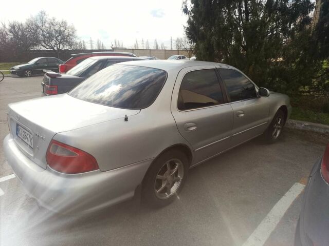 Сірий Кіа Кларус, об'ємом двигуна 2 л та пробігом 380 тис. км за 1600 $, фото 4 на Automoto.ua