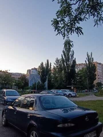 Синий Киа Кларус, объемом двигателя 1.8 л и пробегом 311 тыс. км за 999 $, фото 1 на Automoto.ua