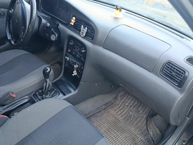 Кіа Кларус 1998 у Києві на Automoto.ua Зелений Кіа Кларус, об'ємом двигуна 1.8 л та пробігом 320 тис. км за 1350 $, фото 2 на Automoto.ua