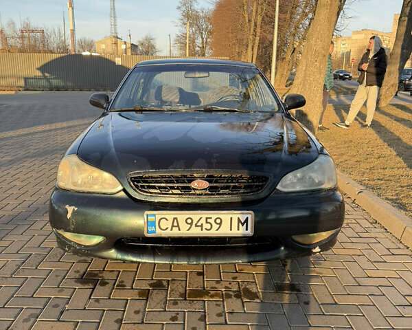 Зеленый Киа Кларус, объемом двигателя 2 л и пробегом 461 тыс. км за 1200 $, фото 1 на Automoto.ua