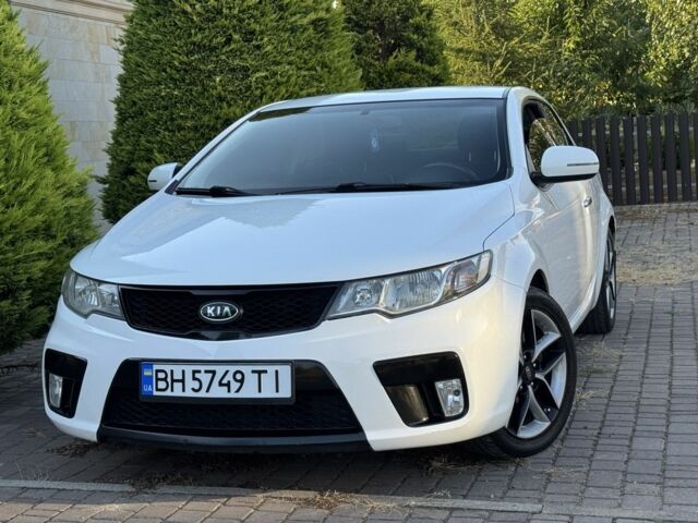 Кіа Інша 2012 у Одесі на Automoto.ua Білий Кіа Інша, об'ємом двигуна 2 л та пробігом 131 тис. км за 8200 $, фото 10 на Automoto.ua