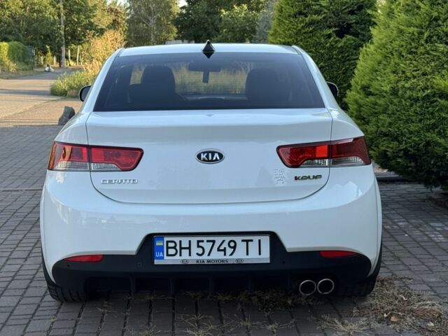 Кіа Інша 2012 у Одесі на Automoto.ua Білий Кіа Інша, об'ємом двигуна 2 л та пробігом 131 тис. км за 8200 $, фото 12 на Automoto.ua