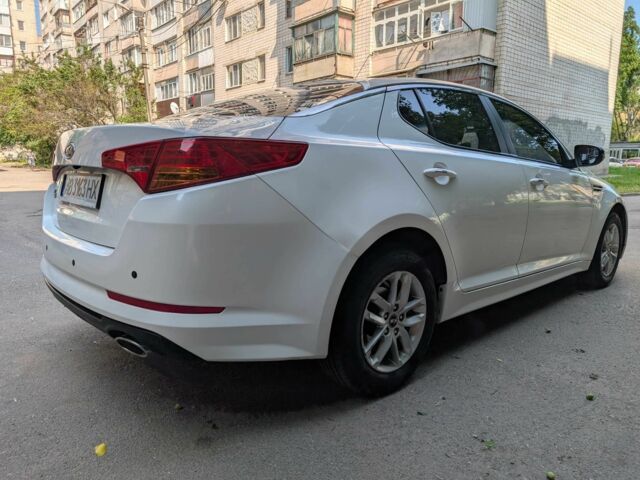Білий Кіа Інша, об'ємом двигуна 2 л та пробігом 298 тис. км за 7700 $, фото 6 на Automoto.ua