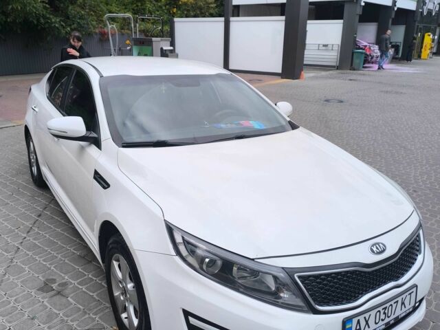 Белый Киа Другая, объемом двигателя 2 л и пробегом 255 тыс. км за 9200 $, фото 6 на Automoto.ua