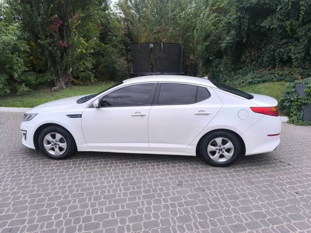 Белый Киа Другая, объемом двигателя 2 л и пробегом 255 тыс. км за 9200 $, фото 3 на Automoto.ua