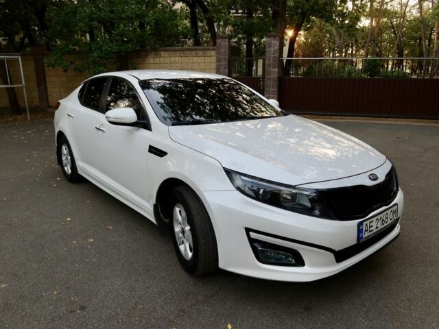 Білий Кіа Інша, об'ємом двигуна 2 л та пробігом 202 тис. км за 11800 $, фото 2 на Automoto.ua
