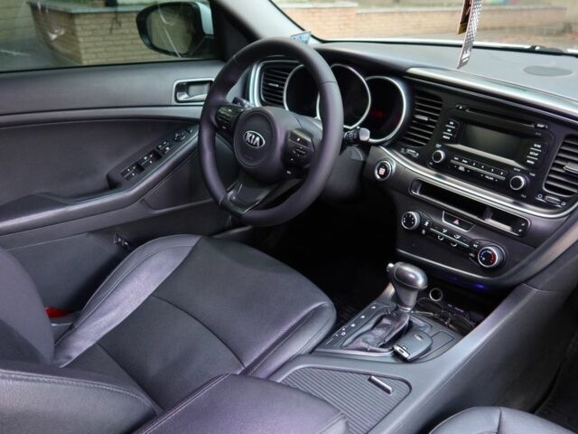 Белый Киа Другая, объемом двигателя 2 л и пробегом 202 тыс. км за 11800 $, фото 7 на Automoto.ua