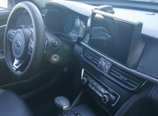 Білий Кіа Інша, об'ємом двигуна 2 л та пробігом 270 тис. км за 11000 $, фото 7 на Automoto.ua