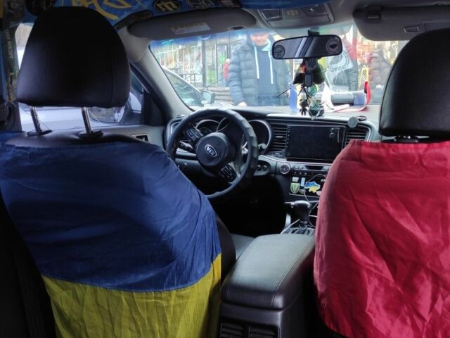 Белый Киа Другая, объемом двигателя 2 л и пробегом 266 тыс. км за 9900 $, фото 2 на Automoto.ua