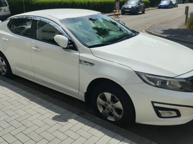 Білий Кіа Інша, об'ємом двигуна 2 л та пробігом 250 тис. км за 10300 $, фото 1 на Automoto.ua