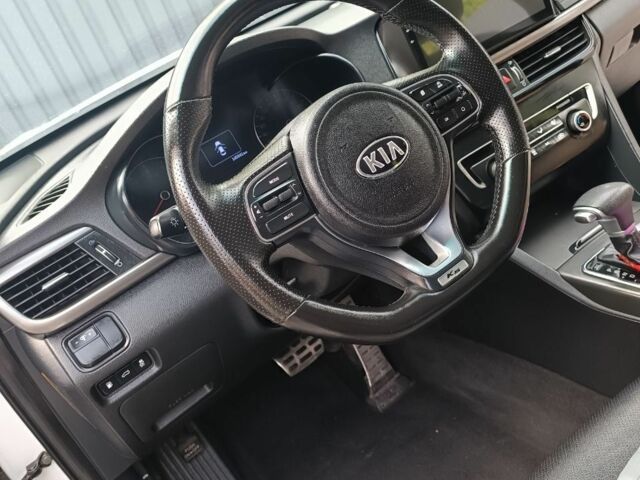 Белый Киа Другая, объемом двигателя 2 л и пробегом 150 тыс. км за 11500 $, фото 13 на Automoto.ua