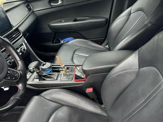 Белый Киа Другая, объемом двигателя 2 л и пробегом 300 тыс. км за 10450 $, фото 7 на Automoto.ua