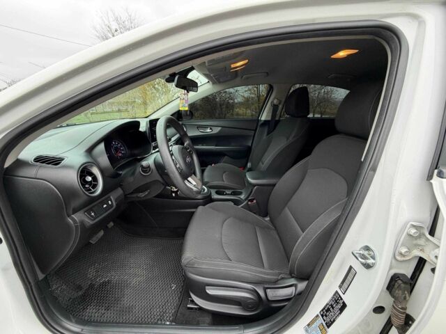 Белый Киа Другая, объемом двигателя 2 л и пробегом 128 тыс. км за 13500 $, фото 15 на Automoto.ua