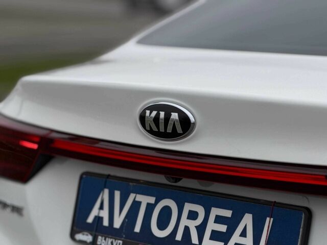 Белый Киа Другая, объемом двигателя 2 л и пробегом 128 тыс. км за 13500 $, фото 13 на Automoto.ua