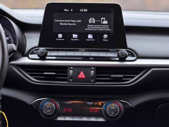 Белый Киа Другая, объемом двигателя 2 л и пробегом 128 тыс. км за 13500 $, фото 19 на Automoto.ua