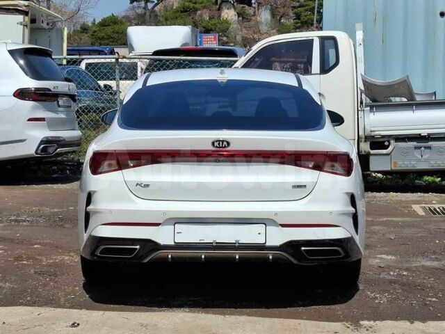 Білий Кіа Інша, об'ємом двигуна 1.6 л та пробігом 35 тис. км за 15500 $, фото 2 на Automoto.ua