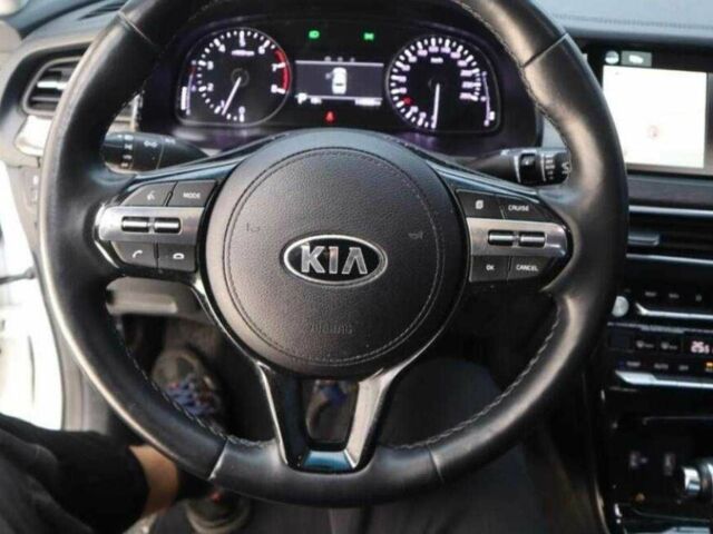 Белый Киа Другая, объемом двигателя 3 л и пробегом 54 тыс. км за 6500 $, фото 8 на Automoto.ua