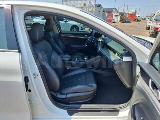 Білий Кіа Інша, об'ємом двигуна 1.6 л та пробігом 35 тис. км за 15500 $, фото 8 на Automoto.ua