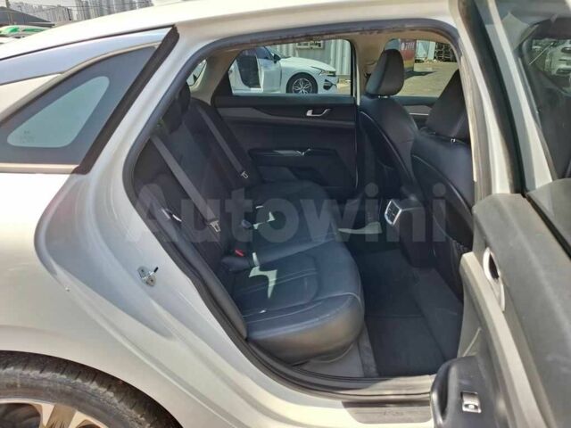 Білий Кіа Інша, об'ємом двигуна 1.6 л та пробігом 35 тис. км за 15500 $, фото 7 на Automoto.ua