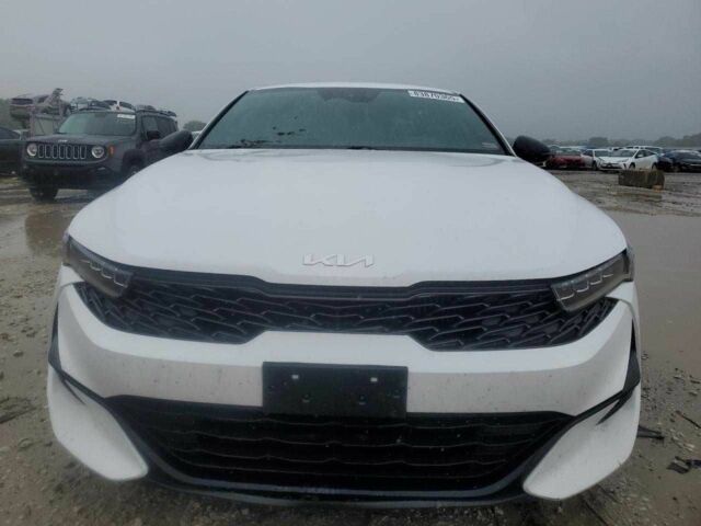 Білий Кіа Інша, об'ємом двигуна 1.6 л та пробігом 1 тис. км за 4200 $, фото 3 на Automoto.ua