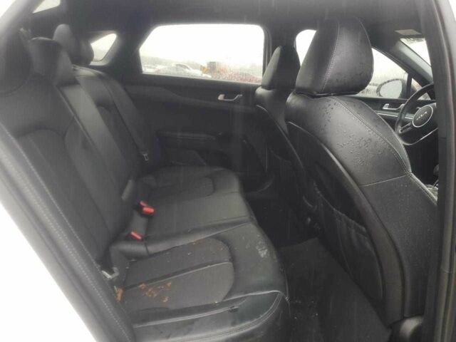 Білий Кіа Інша, об'ємом двигуна 1.6 л та пробігом 1 тис. км за 4200 $, фото 6 на Automoto.ua