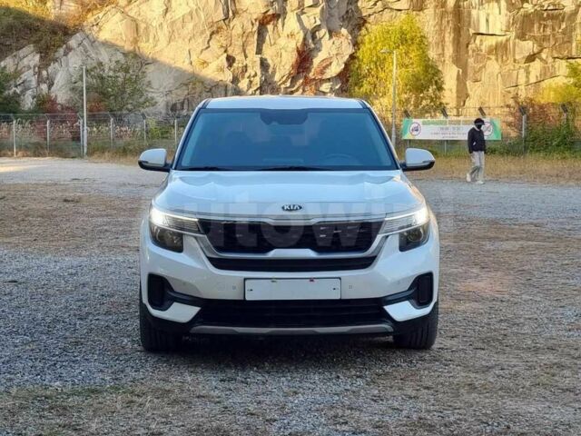 Белый Киа Другая, объемом двигателя 1.6 л и пробегом 50 тыс. км за 13700 $, фото 1 на Automoto.ua