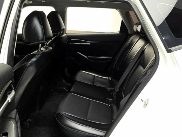 Белый Киа Другая, объемом двигателя 1.6 л и пробегом 132 тыс. км за 17952 $, фото 8 на Automoto.ua