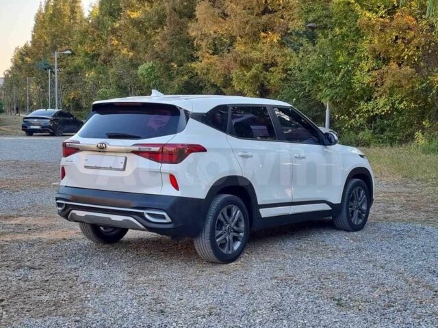 Белый Киа Другая, объемом двигателя 1.6 л и пробегом 50 тыс. км за 13700 $, фото 5 на Automoto.ua