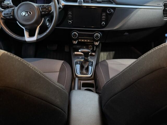 Белый Киа Другая, объемом двигателя 1.6 л и пробегом 75 тыс. км за 16500 $, фото 12 на Automoto.ua