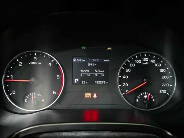 Белый Киа Другая, объемом двигателя 1.6 л и пробегом 132 тыс. км за 17952 $, фото 6 на Automoto.ua