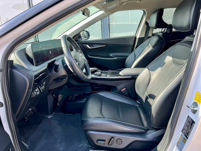 Белый Киа Другая, объемом двигателя 0 л и пробегом 28 тыс. км за 20000 $, фото 6 на Automoto.ua