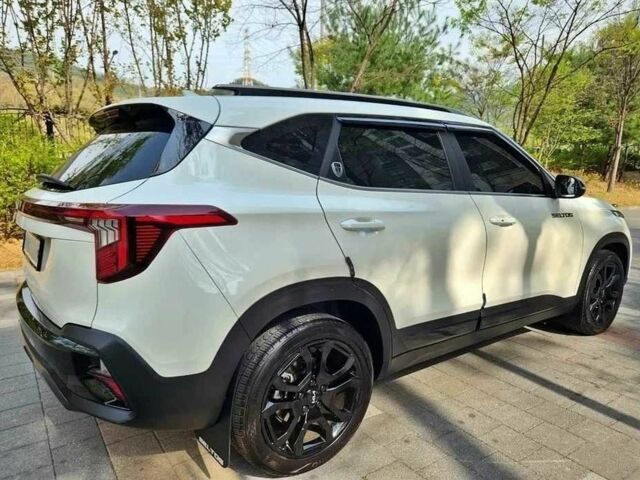 Белый Киа Другая, объемом двигателя 1.6 л и пробегом 27 тыс. км за 13200 $, фото 5 на Automoto.ua