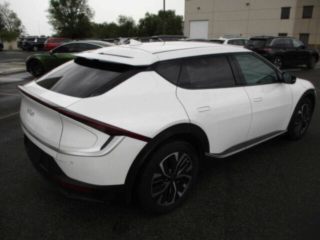 Белый Киа Другая, объемом двигателя 0 л и пробегом 20 тыс. км за 18000 $, фото 4 на Automoto.ua