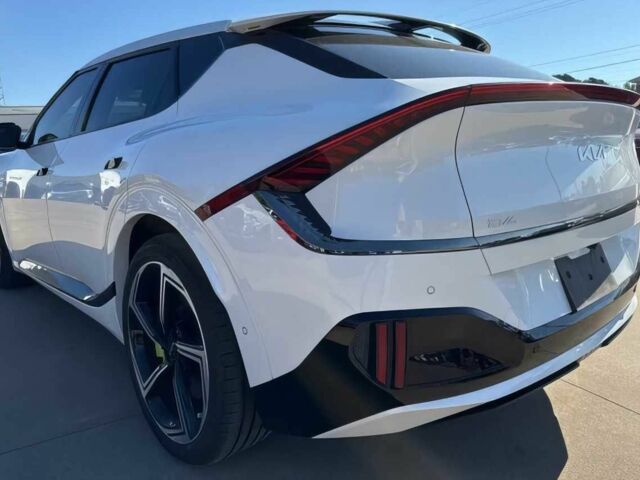 Белый Киа Другая, объемом двигателя 0 л и пробегом 27 тыс. км за 5500 $, фото 4 на Automoto.ua