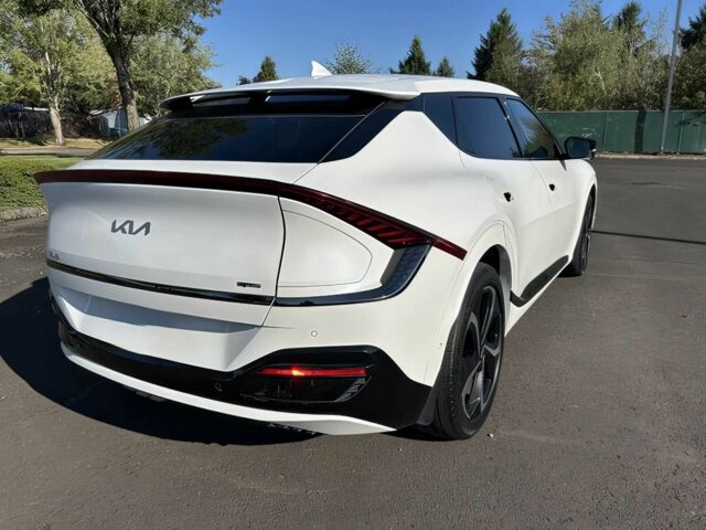 Белый Киа Другая, объемом двигателя 0 л и пробегом 28 тыс. км за 14900 $, фото 4 на Automoto.ua