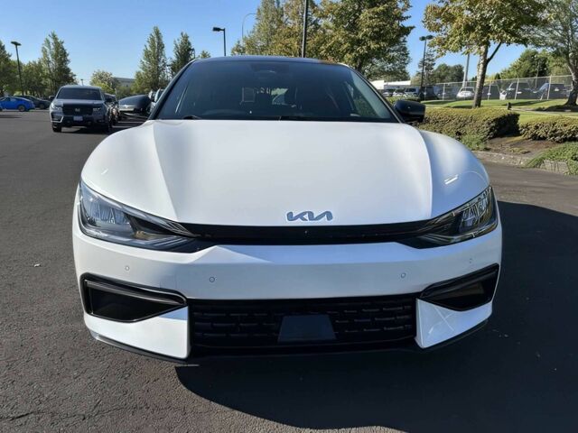 Белый Киа Другая, объемом двигателя 0 л и пробегом 28 тыс. км за 14900 $, фото 1 на Automoto.ua