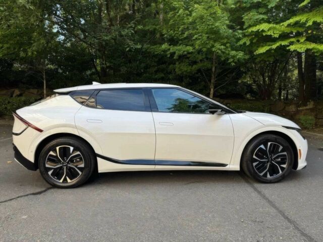 Белый Киа Другая, объемом двигателя 0 л и пробегом 26 тыс. км за 14900 $, фото 7 на Automoto.ua