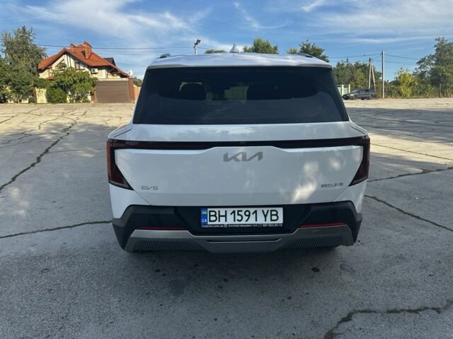 Білий Кіа Інша, об'ємом двигуна 0 л та пробігом 5 тис. км за 31900 $, фото 7 на Automoto.ua