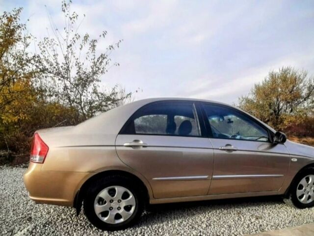 Бежевый Киа Другая, объемом двигателя 0 л и пробегом 199 тыс. км за 5500 $, фото 1 на Automoto.ua