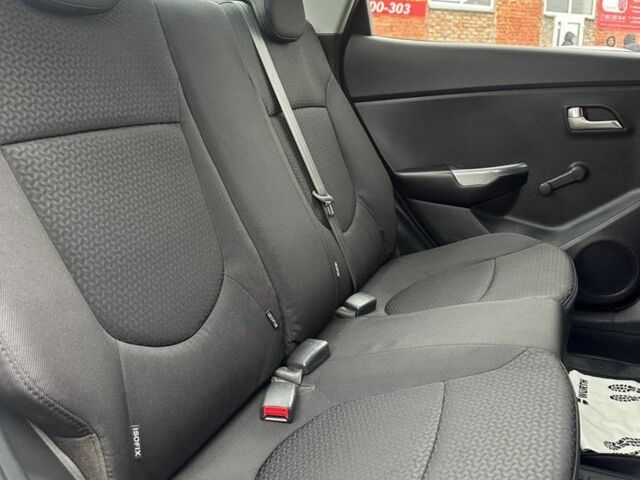 Бежевый Киа Другая, объемом двигателя 1.4 л и пробегом 66 тыс. км за 7700 $, фото 5 на Automoto.ua