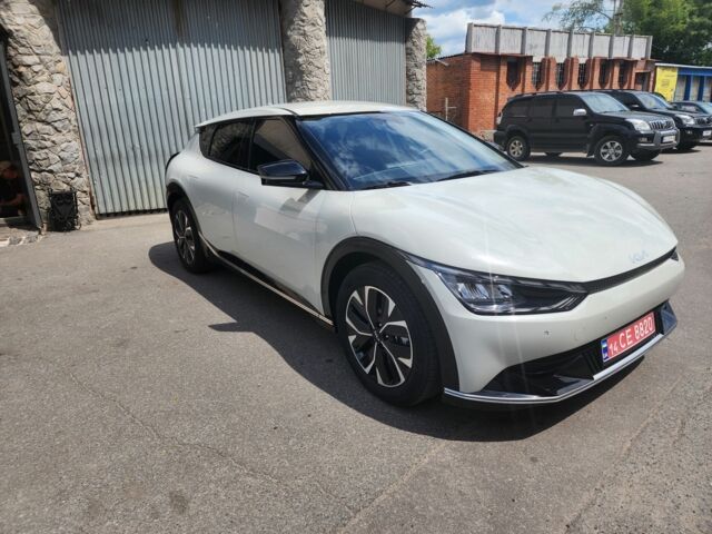 Бежевый Киа Другая, объемом двигателя 0 л и пробегом 16 тыс. км за 25100 $, фото 2 на Automoto.ua