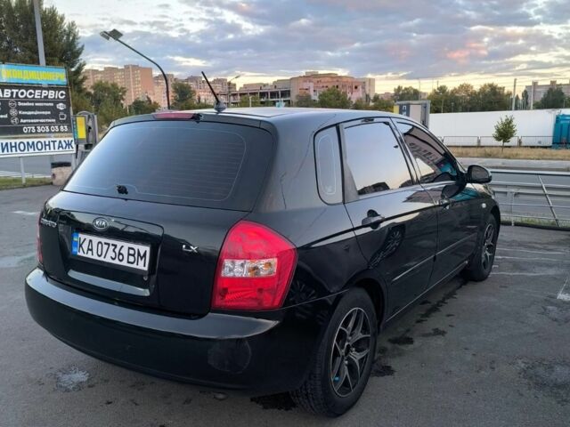 Черный Киа Другая, объемом двигателя 0 л и пробегом 200 тыс. км за 3800 $, фото 5 на Automoto.ua