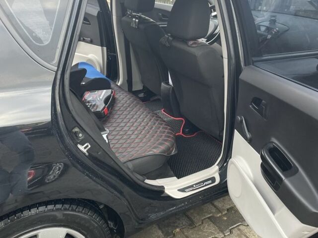 Черный Киа Другая, объемом двигателя 1.4 л и пробегом 179 тыс. км за 4600 $, фото 5 на Automoto.ua