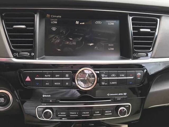 Чорний Кіа Інша, об'ємом двигуна 5 л та пробігом 62 тис. км за 16600 $, фото 10 на Automoto.ua