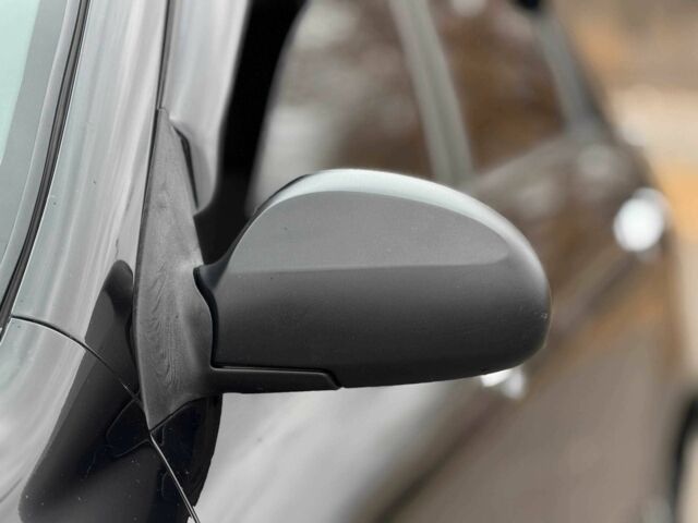 Чорний Кіа Інша, об'ємом двигуна 1.6 л та пробігом 224 тис. км за 4900 $, фото 5 на Automoto.ua